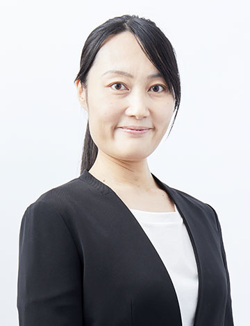 行政書士・泉由希子