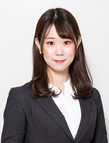 行政書士・西田美桜